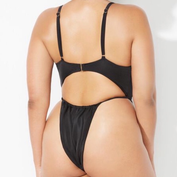 NWT Swimsuits for All Sydney Plunge Adjustable Monokini | Black | Medium - Picture 8 of 9